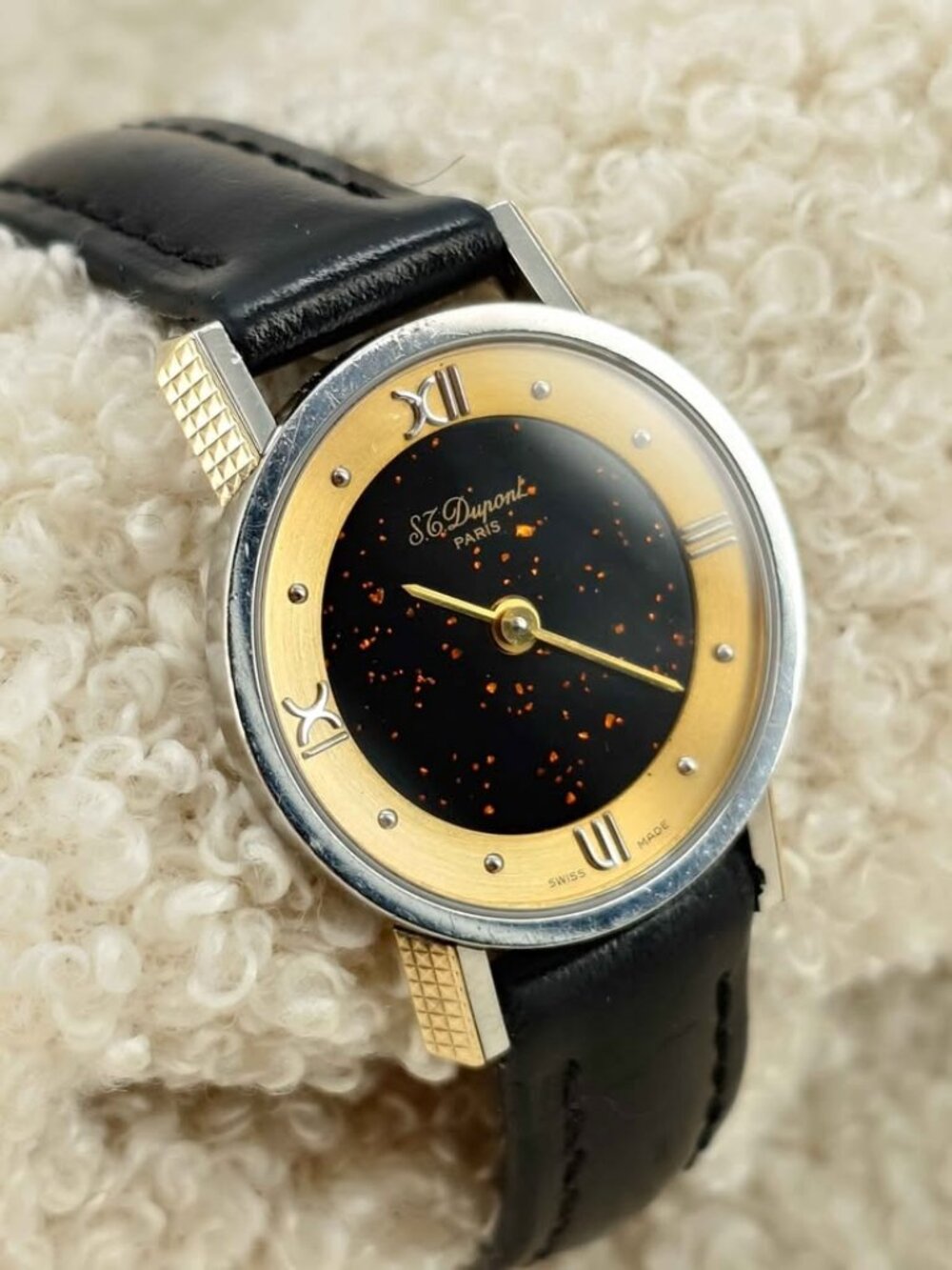 S.T. Dupont Paris Ladies Dress Watch 199.21 Chinese Lacquer Dial Swiss Made 25mm